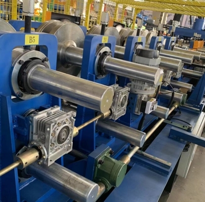 Полностью автоматическая регулируемая CZ Purlin Machine перед стрижкой