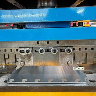 Станок для изготовления профиля задней панели стеллажа Metal Supermarket