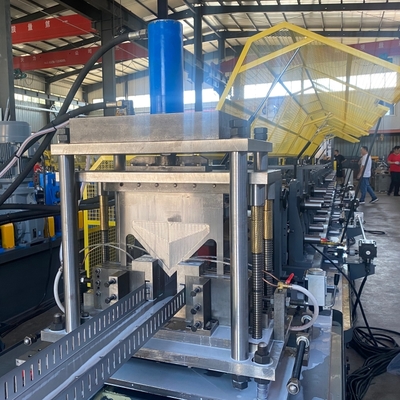 Многослойная дорожка с обычным профилем стойки и дорожки, станок для производства для Канады